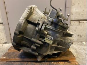 Gebruikte Versnellingsbak Mini Coupe (R58) 1.6 16V Cooper Prijs op aanvraag aangeboden door Autohandel-Smet Gebroeders NV