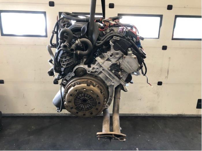 Motor van een BMW 3 serie (E90)  2010