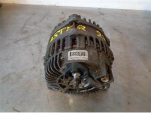 Gebruikte Dynamo Renault Master III (FV) 2.3 dCi 125 16V FWD Prijs op aanvraag aangeboden door Autohandel-Smet Gebroeders NV