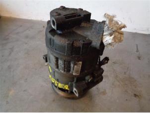 Gebruikte Aircopomp Renault Master III (FV) 2.3 dCi 125 16V FWD Prijs op aanvraag aangeboden door Autohandel-Smet Gebroeders NV