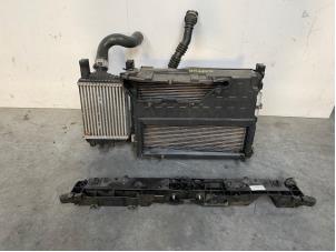 Gebruikte Radiateur Renault Captur (2R) 0.9 Energy TCE 12V Prijs op aanvraag aangeboden door Autohandel-Smet Gebroeders NV