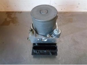 Gebruikte ABS Pomp Subaru Impreza Prijs op aanvraag aangeboden door Autohandel-Smet Gebroeders NV