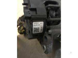 Gebruikte Dynamo Audi A4 (B8) 2.0 TDI 16V Prijs op aanvraag aangeboden door Autohandel-Smet Gebroeders NV