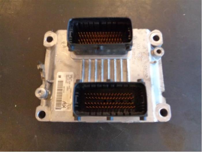 Gebruikte Ontstekingcomputer Opel Corsa D 1.2 16V LPG Prijs op aanvraag aangeboden door Autohandel-Smet Gebroeders NV