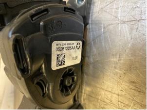 Gebruikte Gaspedaalpositie Sensor Chrysler Voyager/Grand Voyager (RG/RS) 2.8 CRD 16V Grand Voyager Prijs op aanvraag aangeboden door Autohandel-Smet Gebroeders NV