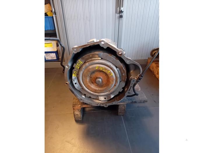 Gebruikte Automaatbak Ssang Yong Rodius 2.2 SV 220 e-XDi 16V 4WD Prijs op aanvraag aangeboden door Autohandel-Smet Gebroeders NV