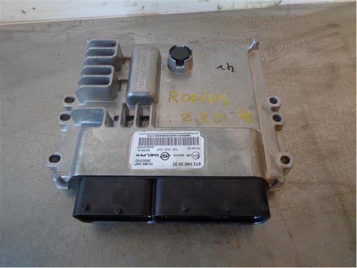 Gebruikte Computer Motormanagement Ssang Yong Rodius 2.2 SV 220 e-XDi 16V 2WD Prijs op aanvraag aangeboden door Autohandel-Smet Gebroeders NV