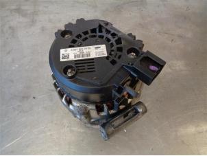 Gebruikte Alternator Infiniti Q50 (V37) 2.2 D Prijs op aanvraag aangeboden door Autohandel-Smet Gebroeders NV