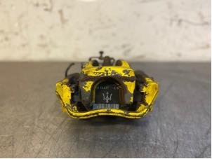 Gebruikte Remklauw (Tang) links-achter Maserati Ghibli III 3.0 Diesel Prijs op aanvraag aangeboden door Autohandel-Smet Gebroeders NV