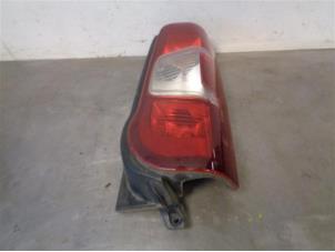 Gebruikte Achterlicht rechts Citroen Berlingo 1.6 BlueHDI 100 Prijs op aanvraag aangeboden door Autohandel-Smet Gebroeders NV