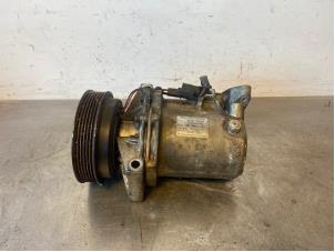 Gebruikte Aircopomp Nissan Juke (F15) 1.5 dCi Prijs op aanvraag aangeboden door Autohandel-Smet Gebroeders NV