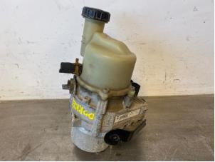 Gebruikte Pomp Servo Dacia Dokker (0S) 1.5 dCi 90 Prijs op aanvraag aangeboden door Autohandel-Smet Gebroeders NV