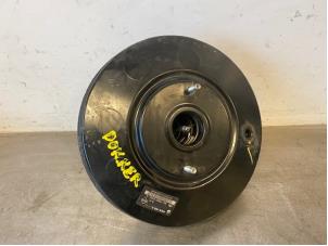 Gebruikte Rembekrachtiger Dacia Dokker (0S) 1.5 dCi 90 Prijs op aanvraag aangeboden door Autohandel-Smet Gebroeders NV