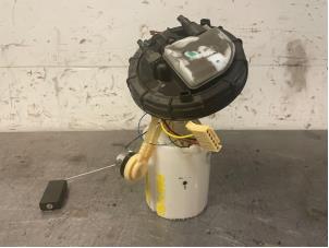 Gebruikte Tank element Pomp Peugeot Partner Tepee (7A/B/C/D/E/F/G/J/P/S) Prijs op aanvraag aangeboden door Autohandel-Smet Gebroeders NV