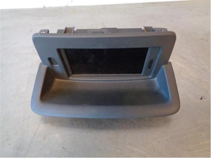 Gebruikte Display Interieur Renault Clio III Estate/Grandtour (KR) 1.5 dCi FAP Prijs op aanvraag aangeboden door Autohandel-Smet Gebroeders NV