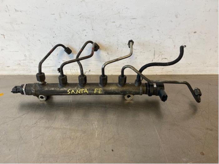 Gebruikte Injector brug Hyundai Santa Fe II (CM) 2.2 CRDi 16V 4x4 Prijs op aanvraag aangeboden door Autohandel-Smet Gebroeders NV