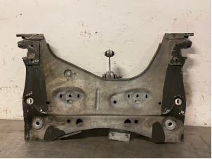 Gebruikte Subframe Renault Captur (2R) 1.5 Energy dCi 90 FAP Prijs op aanvraag aangeboden door Autohandel-Smet Gebroeders NV