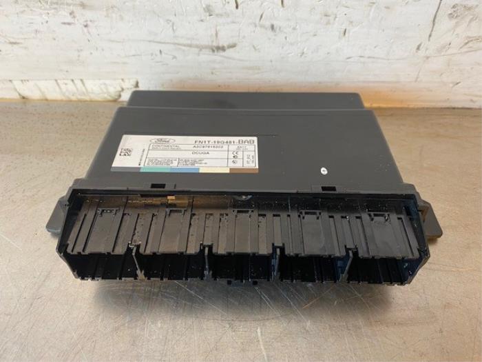 Gebruikte Deur module Ford EcoSport (JK8) 1.0 EcoBoost 12V 125 Prijs op aanvraag aangeboden door Autohandel-Smet Gebroeders NV
