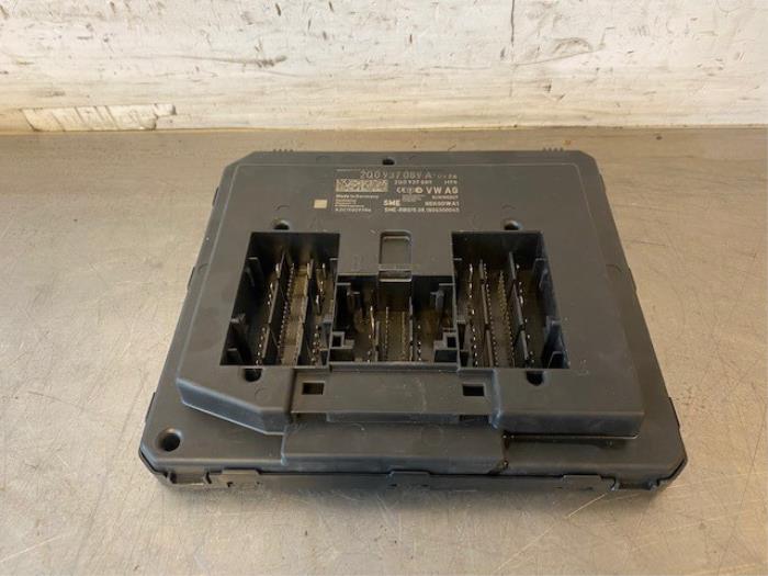 Gebruikte Computer Body Control Volkswagen Polo VI (AW1) 1.0 MPi 12V Prijs op aanvraag aangeboden door Autohandel-Smet Gebroeders NV