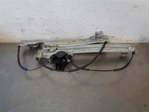 Gebruikte Motor electrisch raam Ford Kuga II (DM2) Prijs op aanvraag aangeboden door Autohandel-Smet Gebroeders NV