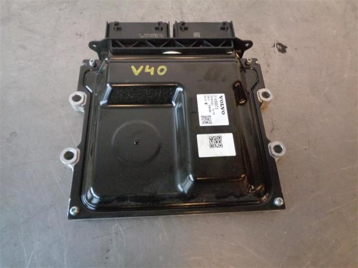 Gebruikte Computer Motormanagement Volvo V40 (MV) 2.0 D2 16V Prijs op aanvraag aangeboden door Autohandel-Smet Gebroeders NV