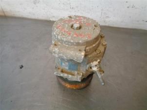 Gebruikte Pomp Airco Ssang Yong Actyon Sports II 2.0 Xdi 16V 4WD Prijs op aanvraag aangeboden door Autohandel-Smet Gebroeders NV