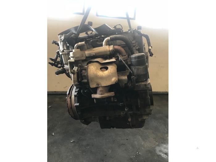 Gebruikte Motor Hyundai Santa Fe II (CM) 2.2 CRDi 16V 4x2 Prijs op aanvraag aangeboden door Autohandel-Smet Gebroeders NV