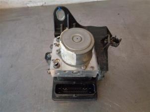 Gebruikte ABS Pomp Jeep Renegade (BU) Prijs op aanvraag aangeboden door Autohandel-Smet Gebroeders NV