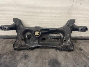Gebruikte Subframe Volkswagen T-Roc I 2.0 TDI 150 4Motion 16V Prijs op aanvraag aangeboden door Autohandel-Smet Gebroeders NV
