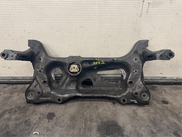 Gebruikte Subframe Volkswagen T-Roc I 1.0 TSI 12V BlueMotion Prijs op aanvraag aangeboden door Autohandel-Smet Gebroeders NV