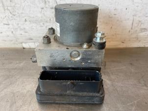 Gebruikte ABS Pomp Peugeot Partner (EA//EF/EN/EU) 1.6 BlueHDi 100 Prijs op aanvraag aangeboden door Autohandel-Smet Gebroeders NV