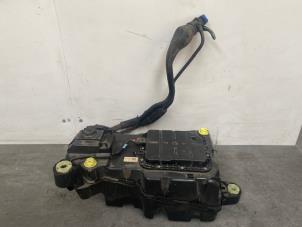 Gebruikte Tank adblue Peugeot Partner (EA//EF/EN/EU) 1.6 BlueHDi 100 Prijs op aanvraag aangeboden door Autohandel-Smet Gebroeders NV