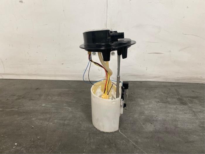 Gebruikte Tank element Pomp Peugeot Partner (EA//EF/EN/EU) 1.6 BlueHDi 100 Prijs op aanvraag aangeboden door Autohandel-Smet Gebroeders NV