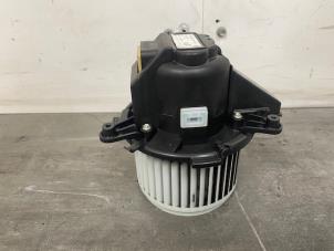 Gebruikte Aanjager Peugeot Partner (EA//EF/EN/EU) 1.6 BlueHDi 100 Prijs op aanvraag aangeboden door Autohandel-Smet Gebroeders NV