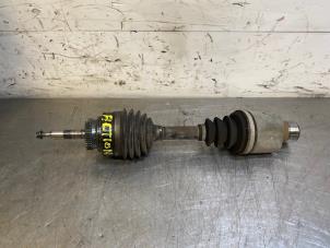 Gebruikte Steekas links-voor Ssang Yong Actyon Sports II 2.0 Xdi 16V 4WD Prijs op aanvraag aangeboden door Autohandel-Smet Gebroeders NV