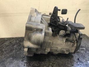 Gebruikte Versnellingsbak Volkswagen Golf VI (5K1) 1.6 TDI 16V Prijs op aanvraag aangeboden door Autohandel-Smet Gebroeders NV