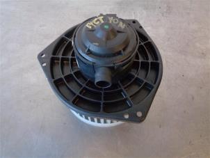 Gebruikte Aanjager Ssang Yong Actyon Sports II 2.0 Xdi 16V 4WD Prijs op aanvraag aangeboden door Autohandel-Smet Gebroeders NV