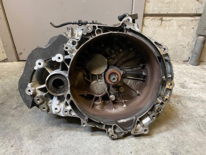 Gebruikte Versnellingsbak Landrover Range Rover Evoque (LVJ/LVS) 2.0 D 150 16V 5-drs. Prijs op aanvraag aangeboden door Autohandel-Smet Gebroeders NV