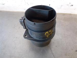 Gebruikte Luchthoeveelheidsmeter Audi A4 Avant (B8) 2.0 TDI 177 16V Prijs op aanvraag aangeboden door Autohandel-Smet Gebroeders NV