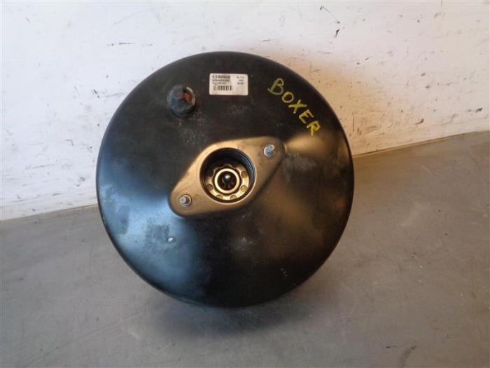 Gebruikte Rembekrachtiger Peugeot Boxer (U9) 3.0 HDi 175 Euro 5 Prijs op aanvraag aangeboden door Autohandel-Smet Gebroeders NV