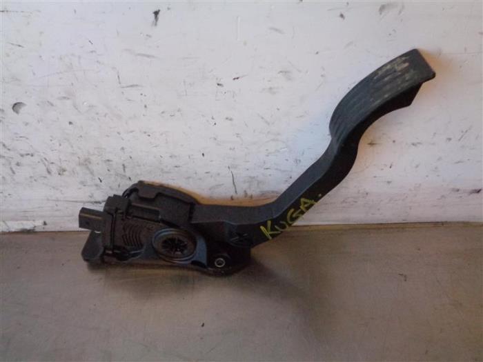 Gebruikte Gaspedaalpositie Sensor Ford Kuga II (DM2) 2.0 TDCi 16V 150 4x4 Prijs op aanvraag aangeboden door Autohandel-Smet Gebroeders NV