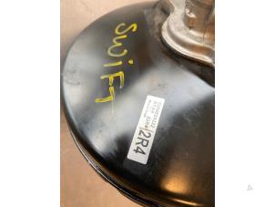 Gebruikte Rembekrachtiger Suzuki Swift (ZC/ZD) 1.2 Dual Jet 16V Prijs op aanvraag aangeboden door Autohandel-Smet Gebroeders NV