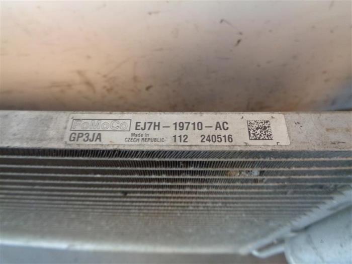 Gebruikte Airco Condensor Ford Kuga II (DM2) 2.0 TDCi 16V 150 4x4 Prijs op aanvraag aangeboden door Autohandel-Smet Gebroeders NV