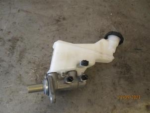 Gebruikte Hoofdremcilinder Kia Stonic (YB) 1.4 MPI 16V Prijs op aanvraag aangeboden door Autohandel-Smet Gebroeders NV