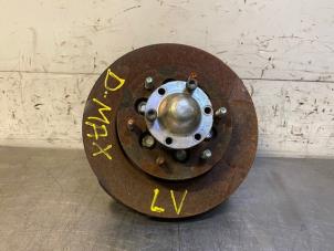 Gebruikte Fusee links-voor Isuzu D-Max (TFR/TFS) 2.5 D Twin Turbo 4x4 Prijs op aanvraag aangeboden door Autohandel-Smet Gebroeders NV