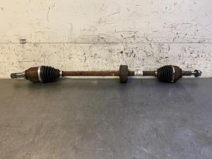 Gebruikte Aandrijfas rechts-voor Dacia Logan II 0.9 TCE 12V Prijs op aanvraag aangeboden door Autohandel-Smet Gebroeders NV