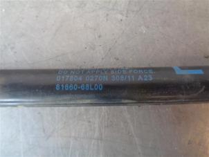 Gebruikte Kofferdekseldemper links-achter Suzuki Swift (ZA/ZC/ZD) 1.2 16V Prijs op aanvraag aangeboden door Autohandel-Smet Gebroeders NV