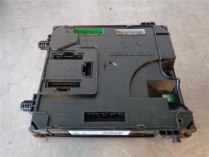 Gebruikte Module (diversen) Renault Laguna III Estate (KT) 2.0 dCi 16V 130 Prijs op aanvraag aangeboden door Autohandel-Smet Gebroeders NV