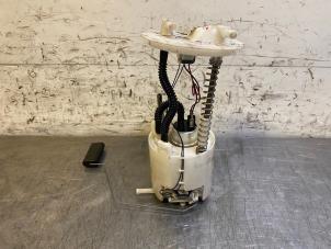 Gebruikte Tank element Pomp Mitsubishi ASX 1.8 DI-D MIVEC 16V 4x4 Prijs op aanvraag aangeboden door Autohandel-Smet Gebroeders NV