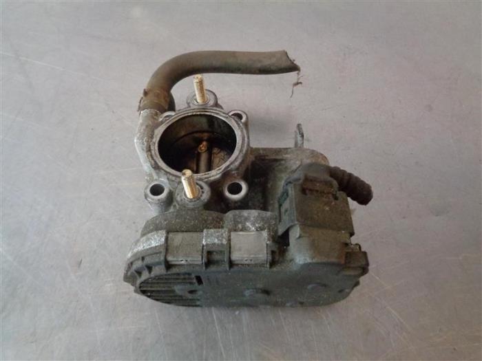 Gebruikte Pomp Servo Toyota Land Cruiser (J15) 2.8 D-4D 16V Prijs op aanvraag aangeboden door Autohandel-Smet Gebroeders NV